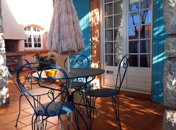 Domaine Des Pins Villa *