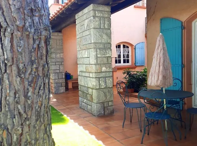 Domaine Des Pins Villa